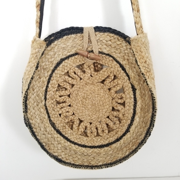 Handbags - Vintage 100% Jute Bohemian Straw Woven Large Circle Crossbody Large Bag